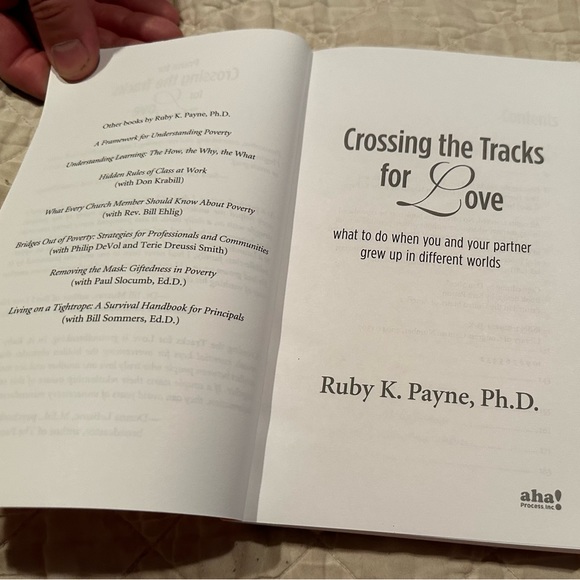 Crossing the tracks for love-what to do when you and your partner grew up in… - Picture 3 of 9